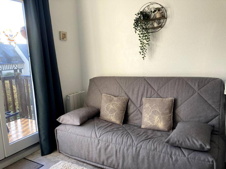 Cabourg, Appartement T2 Acces Direct Mer Exteriör bild